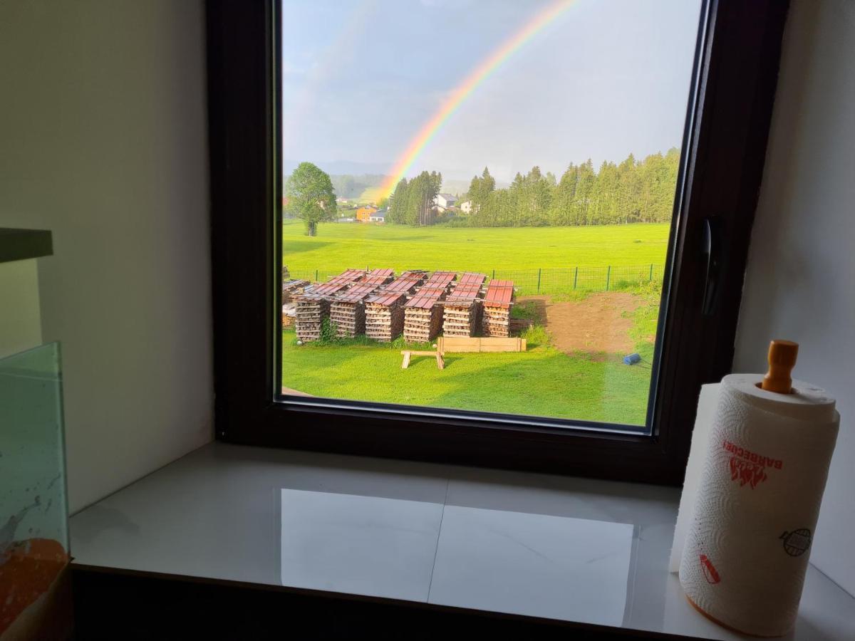 Ferien- Und Businesswohnung Relax Im Ersten Stock Sonnen Buitenkant foto